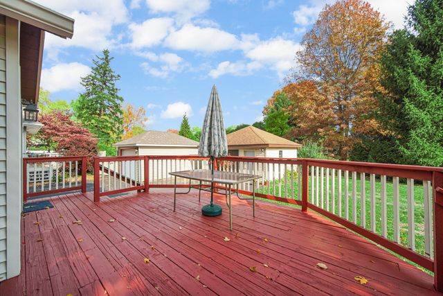 129 Kingsbury Avenue, La Porte, IN 46350