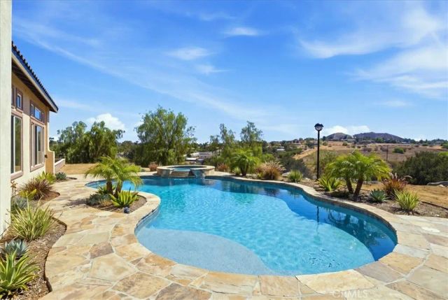 18902 Wildflower, Riverside, CA 92504