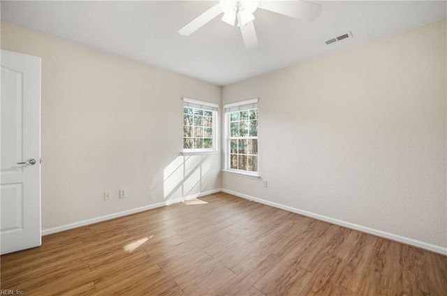 1072 Estates CT, Portsmouth, VA 23703