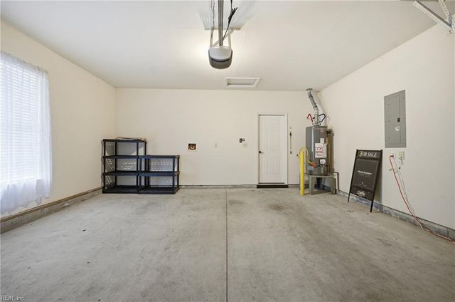 1072 Estates CT, Portsmouth, VA 23703