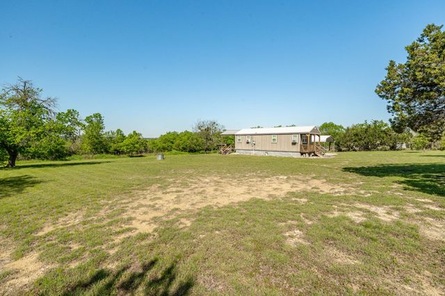 412 S Broadway Street, Meridian, TX 76665