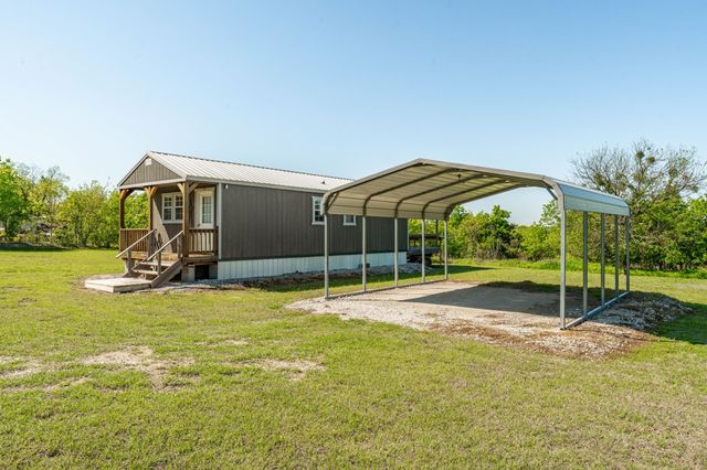 412 S Broadway Street, Meridian, TX 76665