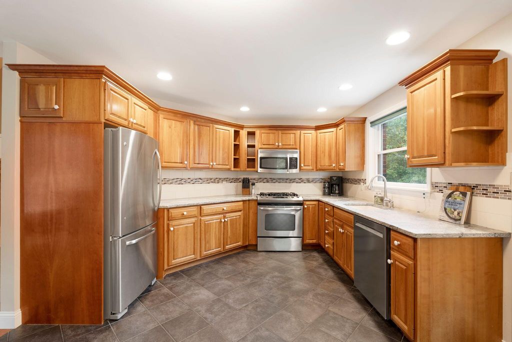 2 Aspen Ridge, Raymond, ME 04071 — photo 3