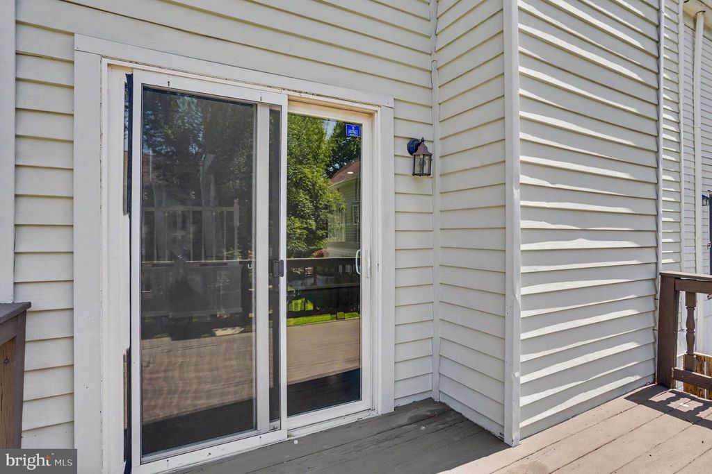 Image 23 of property listing at 1454 HARWICK CT, Crofton, MD 21114