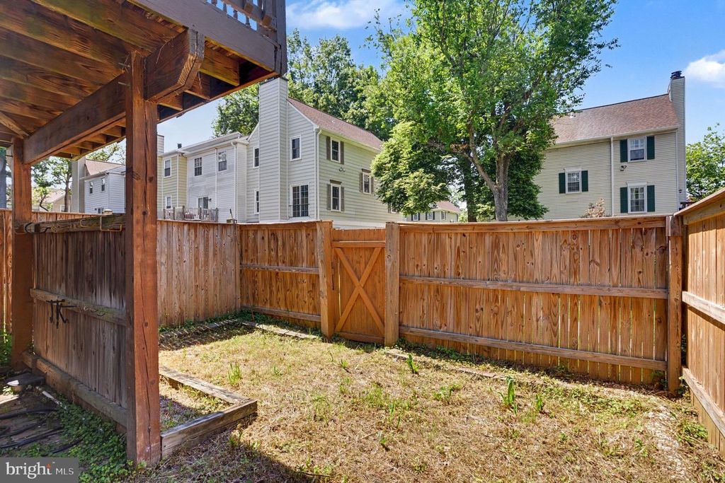 Image 25 of property listing at 1454 HARWICK CT, Crofton, MD 21114