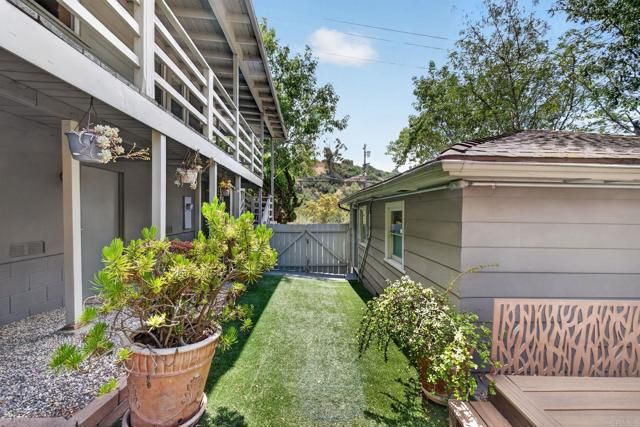 6150 Radio Drive, San Diego, CA 92114