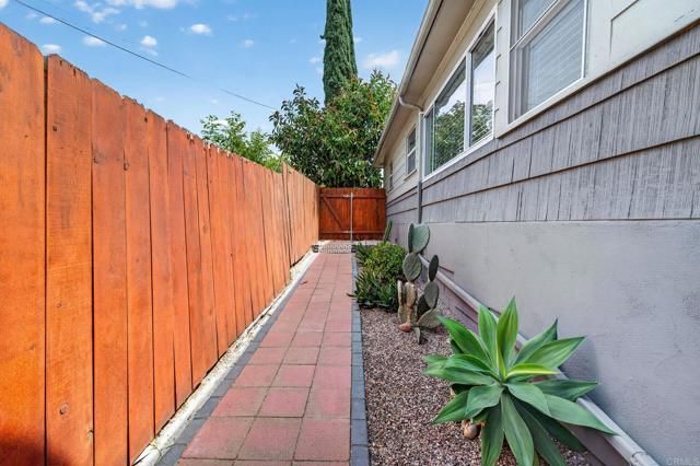 6150 Radio Drive, San Diego, CA 92114
