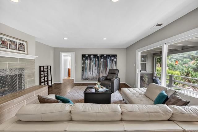6150 Radio Drive, San Diego, CA 92114