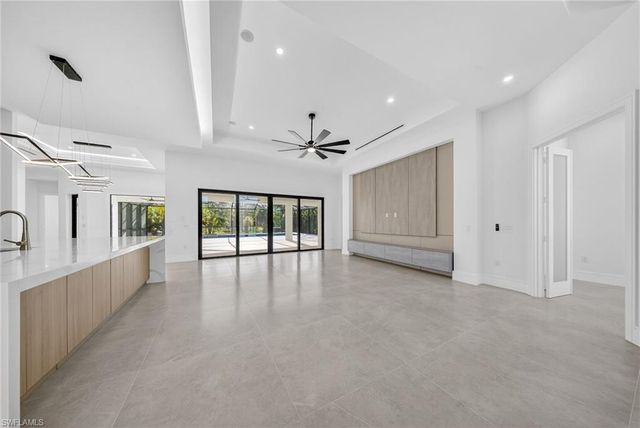 522 17th ST SW, Naples, FL 34117