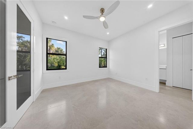 522 17th ST SW, Naples, FL 34117