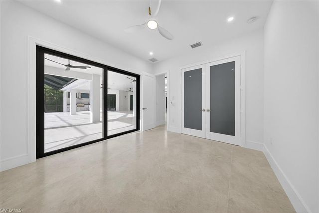 522 17th ST SW, Naples, FL 34117