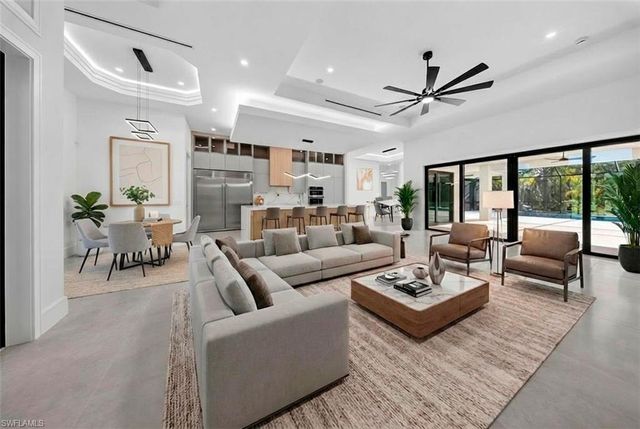 522 17th ST SW, Naples, FL 34117