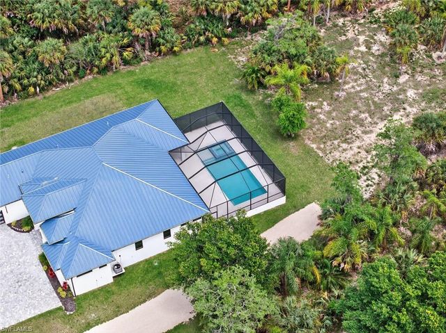 522 17th ST SW, Naples, FL 34117