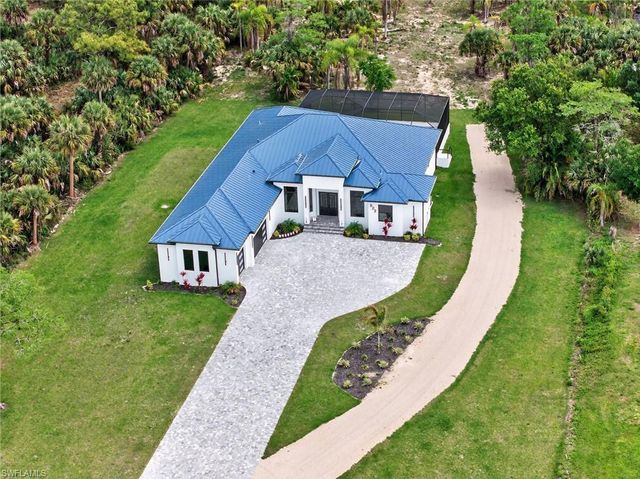 522 17th ST SW, Naples, FL 34117