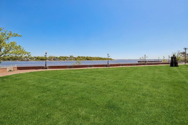 368 Rector Street 419, Perth Amboy, NJ 08862