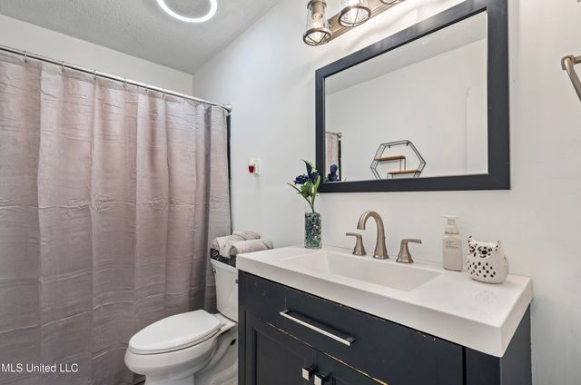 8216 Caprock Cove, Southaven, MS 38671