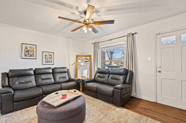 8216 Caprock Cove, Southaven, MS 38671