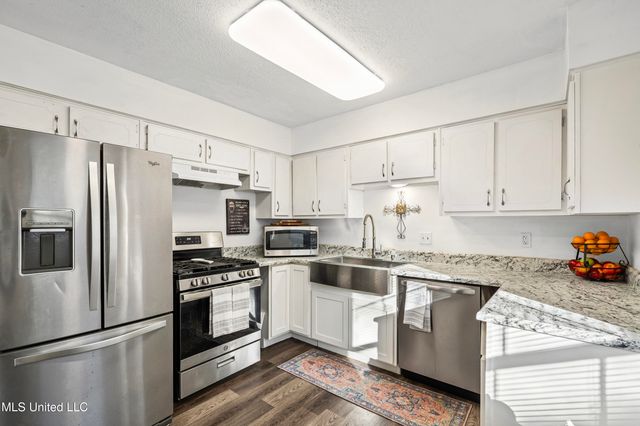 8216 Caprock Cove, Southaven, MS 38671