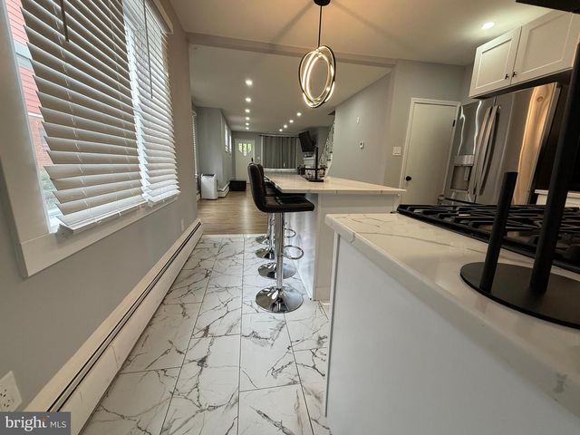 129 CLEARFIELD AVE, Trenton, NJ 08618