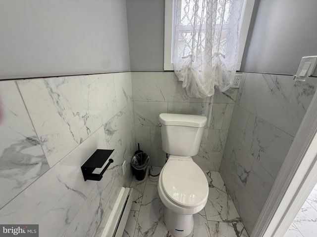 129 CLEARFIELD AVE, Trenton, NJ 08618