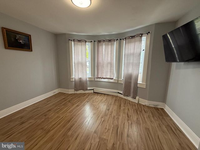 129 CLEARFIELD AVE, Trenton, NJ 08618