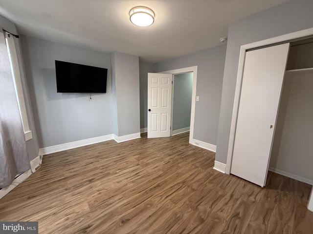129 CLEARFIELD AVE, Trenton, NJ 08618