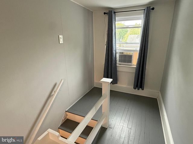 129 CLEARFIELD AVE, Trenton, NJ 08618