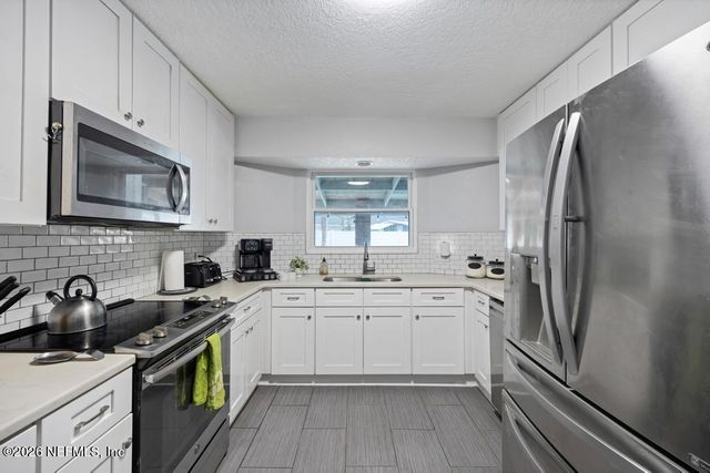 892 TRINIDAD Road, Jacksonville, FL 32216