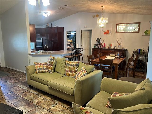 910 LOUVRE COURT, Kissimmee, FL 34759