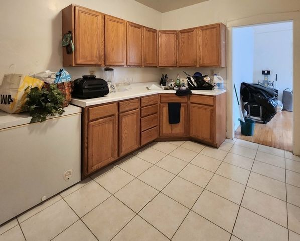 405 S Kenilworth Avenue 2, Oak Park, IL 60302
