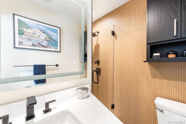 250 Dune Road 116, Westhampton Beach, NY 11978