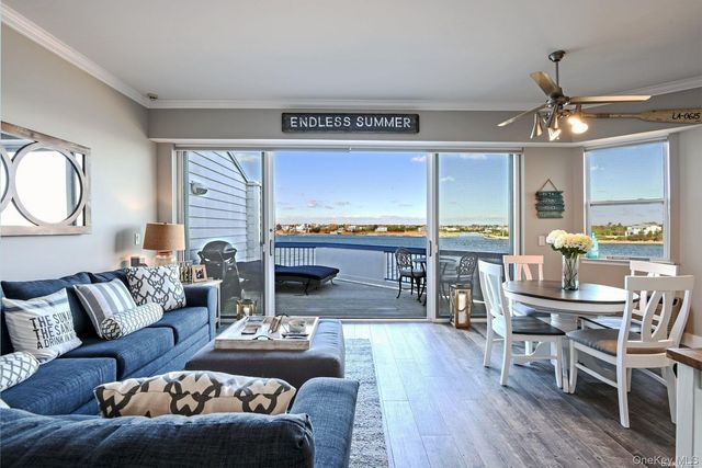 250 Dune Road 116, Westhampton Beach, NY 11978