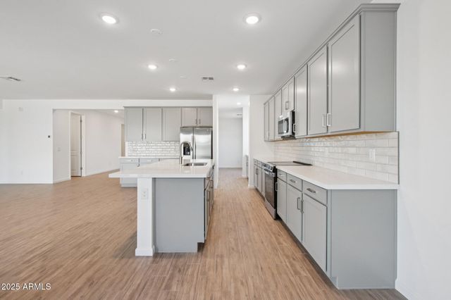 15734 W BROWN Street, Waddell, AZ 85355