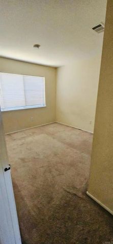 1880 Paradise Valley Court, Tracy, CA 95376