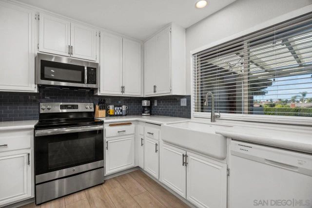 17488 Plaza Otonal, San Diego, CA 92128