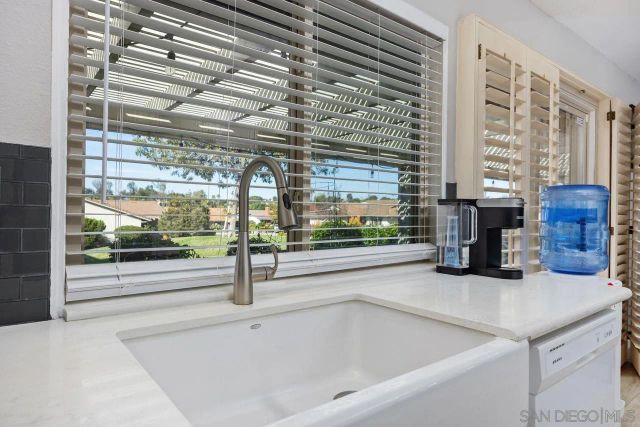 17488 Plaza Otonal, San Diego, CA 92128