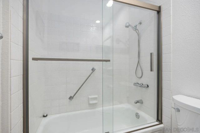 17488 Plaza Otonal, San Diego, CA 92128