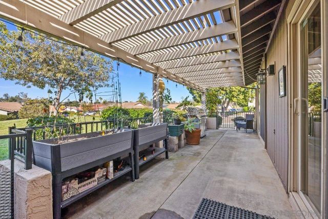 17488 Plaza Otonal, San Diego, CA 92128