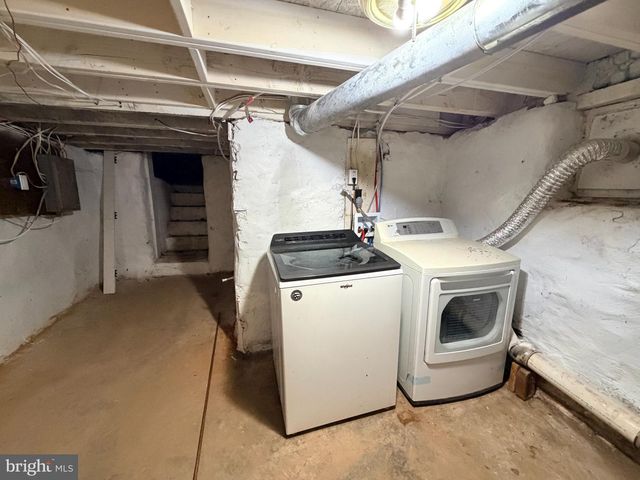 1022 LAWRENCE AVE, Darby, PA 19023