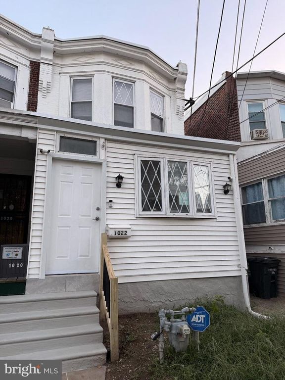 1022 LAWRENCE AVE, Darby, PA 19023