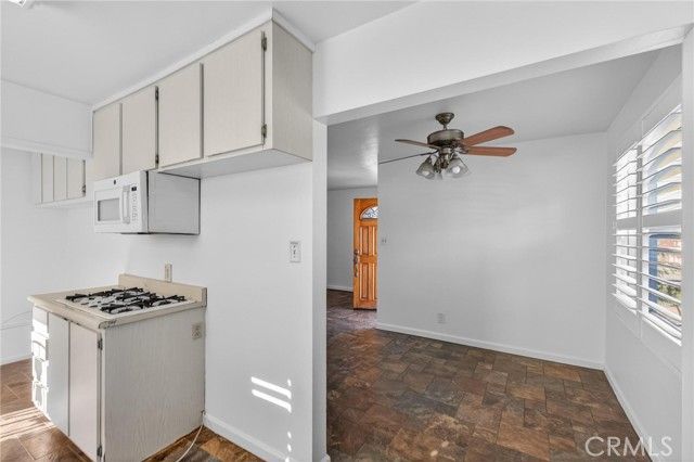 23819 Pennsylvania Ave., Torrance, CA 90501