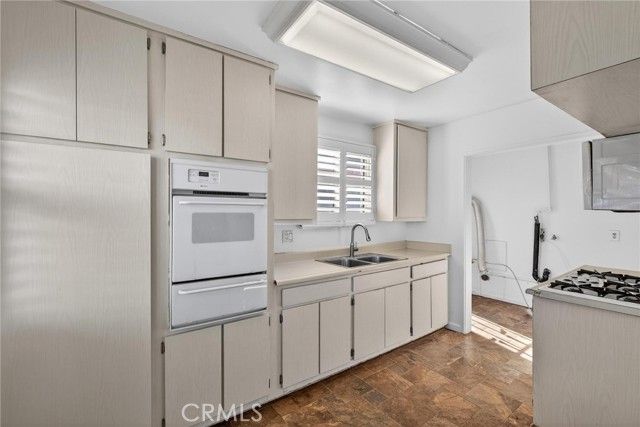 23819 Pennsylvania Ave., Torrance, CA 90501