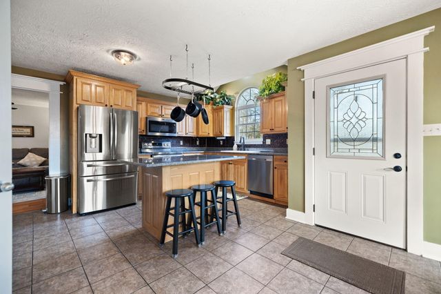 305 Lone Oak Road, Mt Vernon, KY 40456