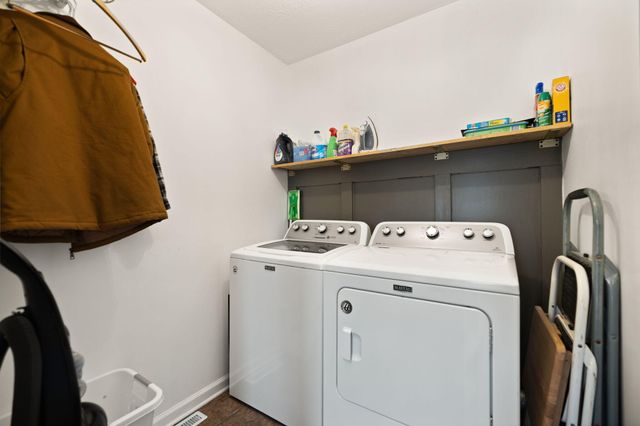 305 Lone Oak Road, Mt Vernon, KY 40456