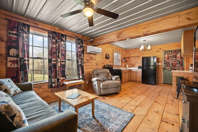 305 Lone Oak Road, Mt Vernon, KY 40456