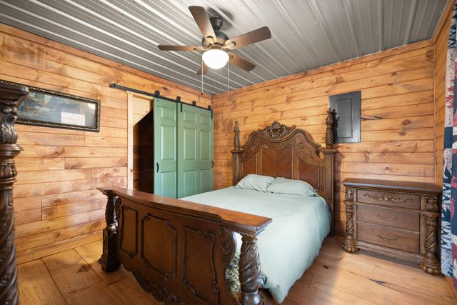 305 Lone Oak Road, Mt Vernon, KY 40456