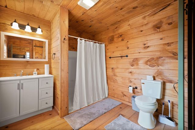 305 Lone Oak Road, Mt Vernon, KY 40456