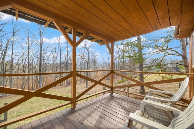 305 Lone Oak Road, Mt Vernon, KY 40456