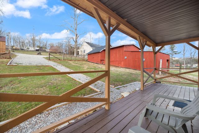 305 Lone Oak Road, Mt Vernon, KY 40456