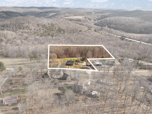 305 Lone Oak Road, Mt Vernon, KY 40456